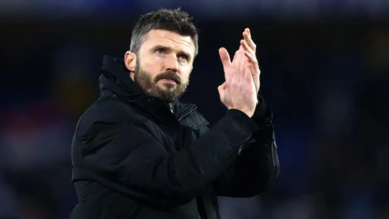 اتفاق مثير.. مانشستر يونايتد يعين كاريك مدربًا لقيادة الفريق حتى نهاية الموسم